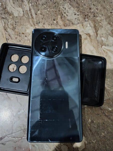 tecno spark 20 pro plus 3