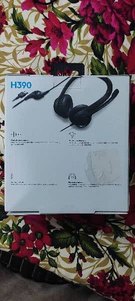 Logitech H390 Headphones 2