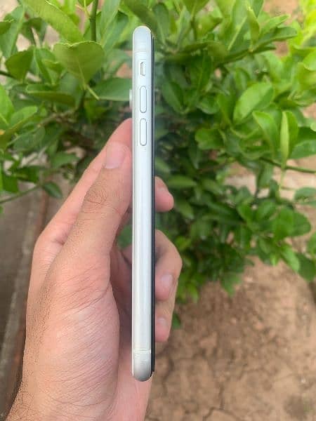 Iphone XR Non Pta, 64Gb 2