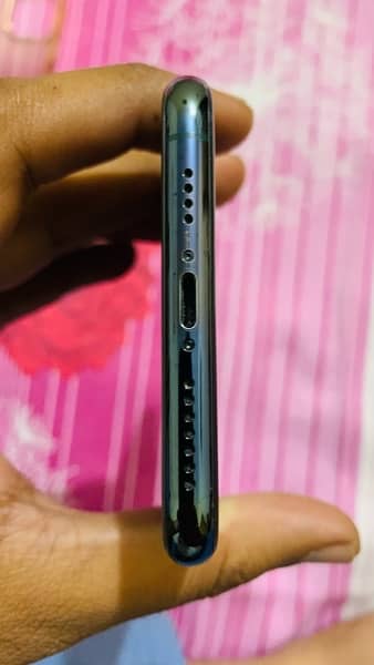 iPhone 11 Pro Max 256gb PTA Approved 3