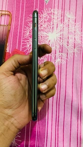 iPhone 11 Pro Max 256gb PTA Approved 5