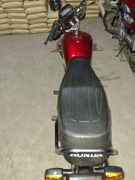 Honda CD 70 5