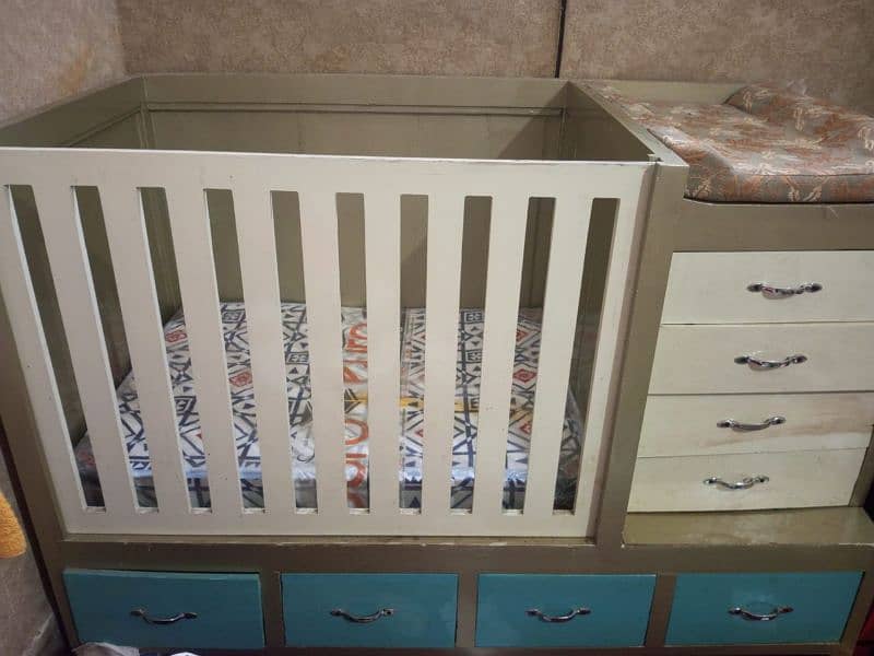 Baby cot 1