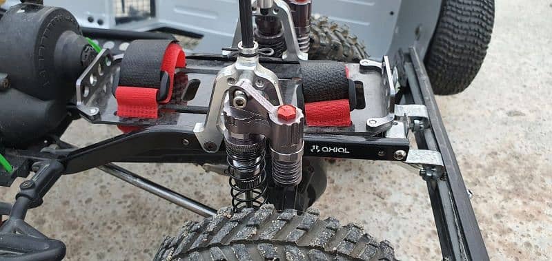 RC crawler Axial SCX-10 not Traxxas Arrma HPI monster Truck or Buggy 8