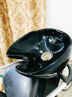 Affordable Second-Hand Salon Equipment for Sale (Saloon designer)