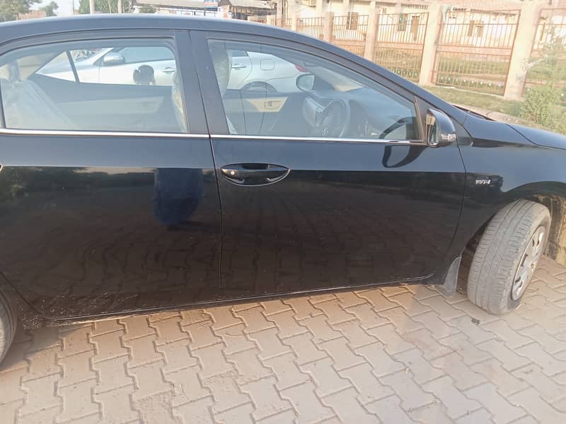 Toyota Corolla XLI 2015 3