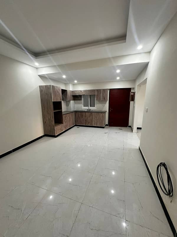 Three bedroom apartment Available for rent In Capital Residencia 0