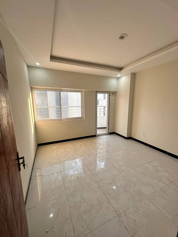 Three bedroom apartment Available for rent In Capital Residencia 3