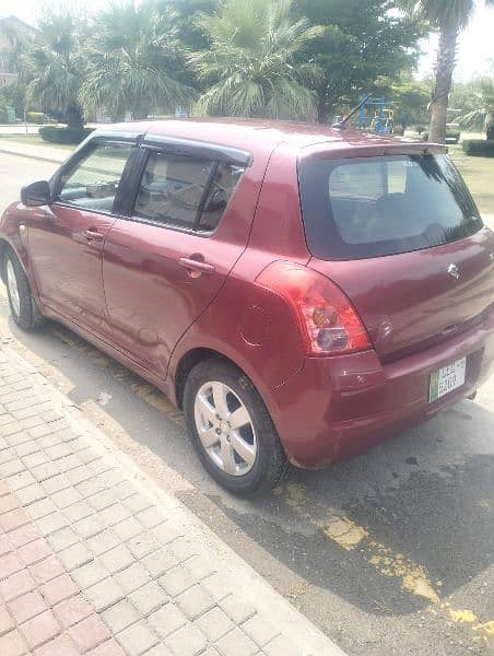 Suzuki Swift 2012 1