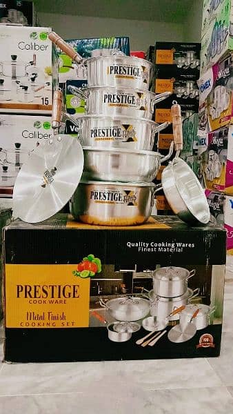 Nonstick cookware and silver steel sets available on wholesale price 2