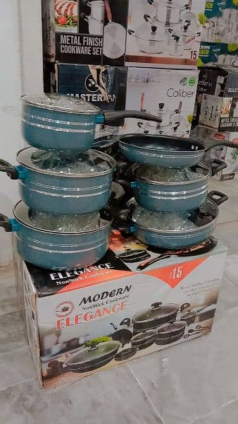 Nonstick cookware and silver steel sets available on wholesale price 3