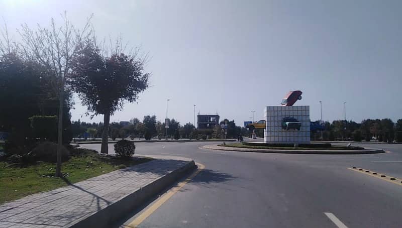 10 Marla Residential Plot For Sale In Bahria Orchard- Central Block Phase 1 Raiwind Road Lahore 0