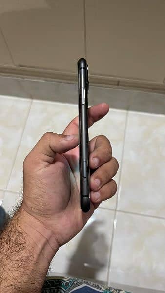 Iphone 11 Non PTA 2