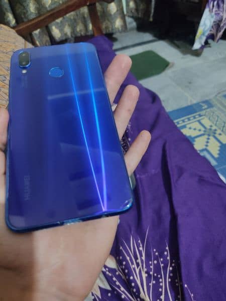 Huawei nova 3i 5