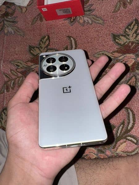 OnePlus 12 16/512  urgent sale 1