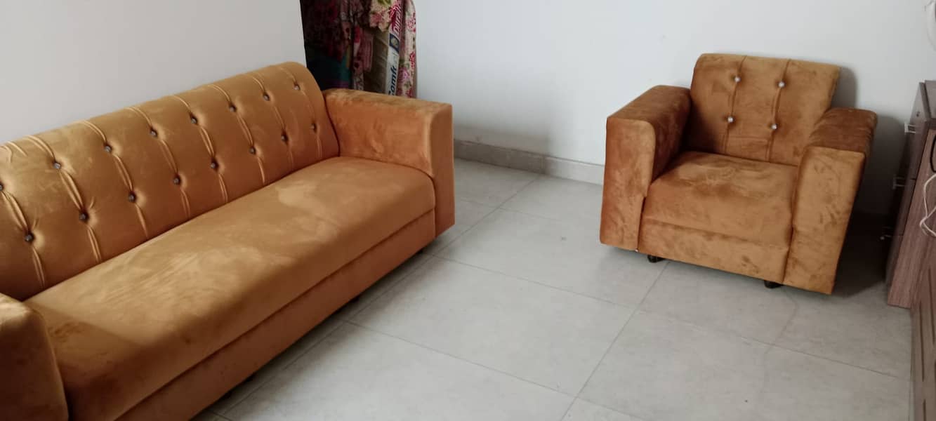 Brand New 7 Seater Velvet Sofa Set 1