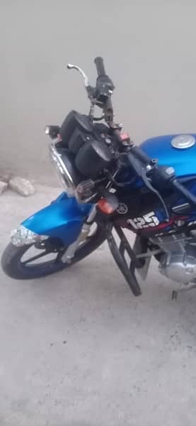 yamaha YBR 125 japanies model  urgent sale 0