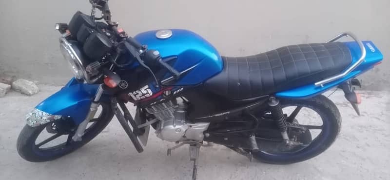 yamaha YBR 125 japanies model  urgent sale 6