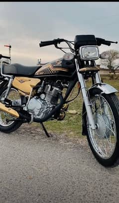 Cg 125 gold editon