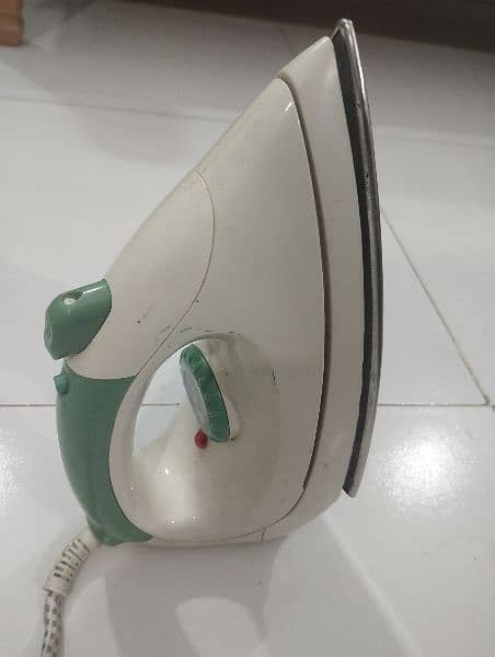 Black & Decker Iron for Sale 1