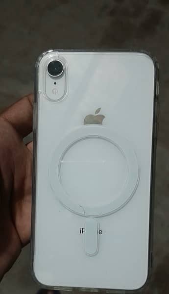 iphone XR 128GB FACTORY UNLOCK 1