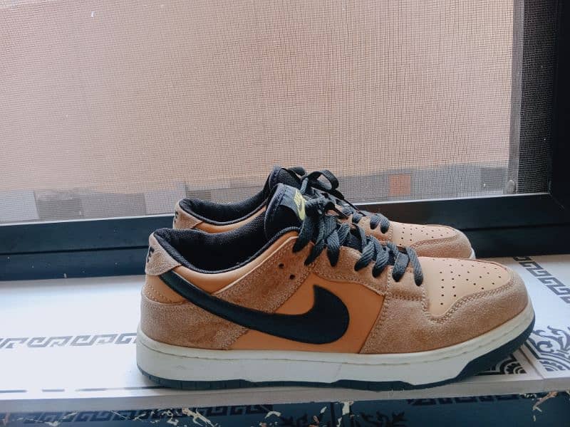 Nike SB Dunk Lows Brown Camel Edition 2