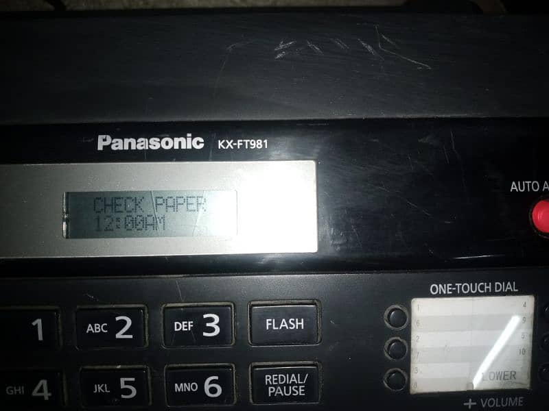 Panasonic KX-FT981LA-B 2