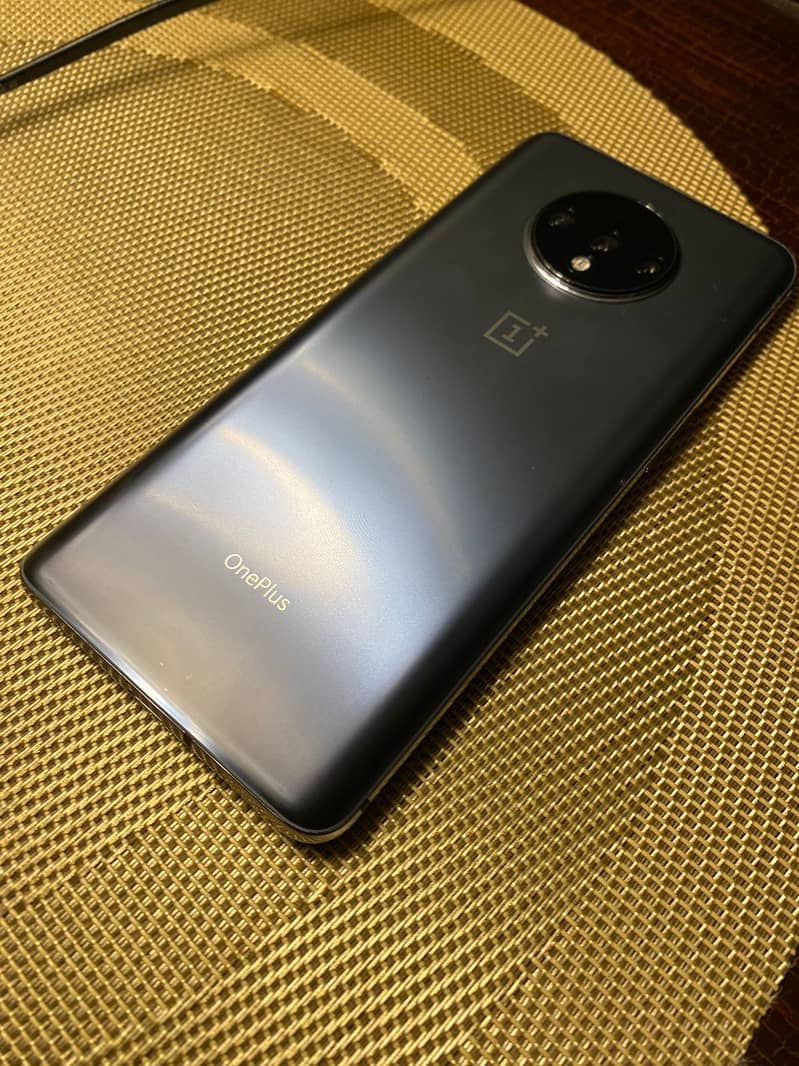 OnePlus 7t 1