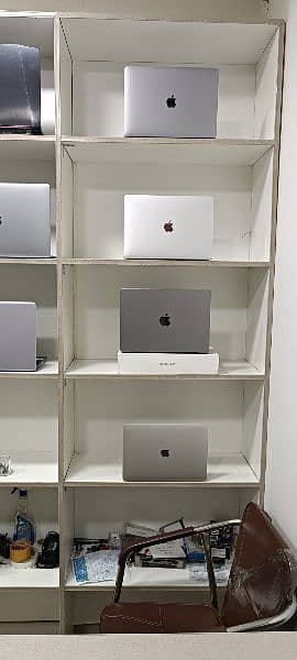 MacBook Pro M2 14" 2023 Like new condition 12