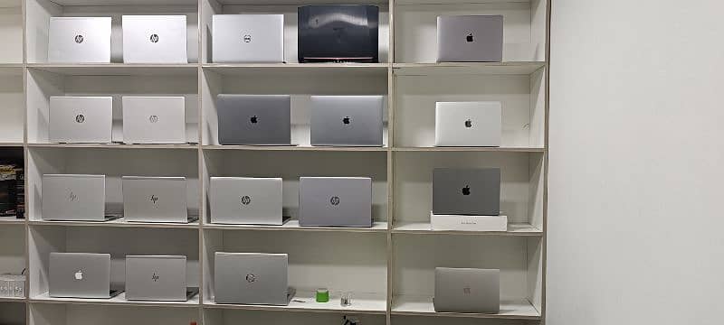 MacBook Pro M2 14" 2023 Like new condition 13