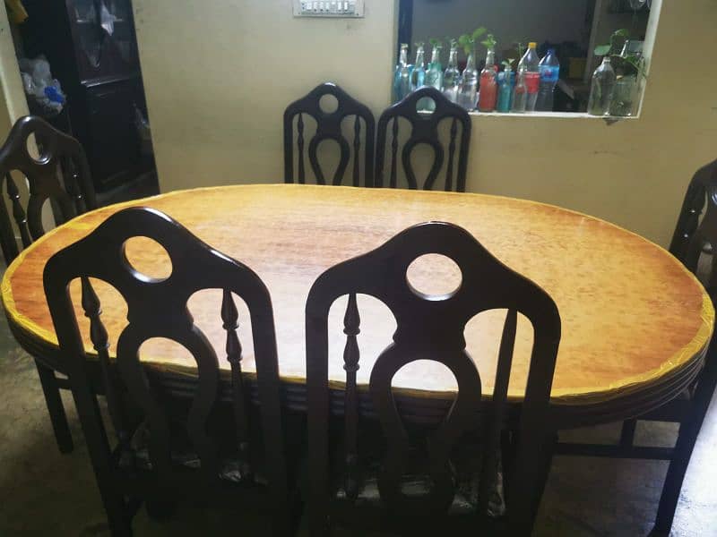 wooden dinning table with 6 new new chair 1