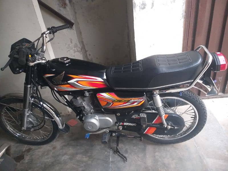 HONDA 125 10/9 CONDITION ONE HAND USED 11