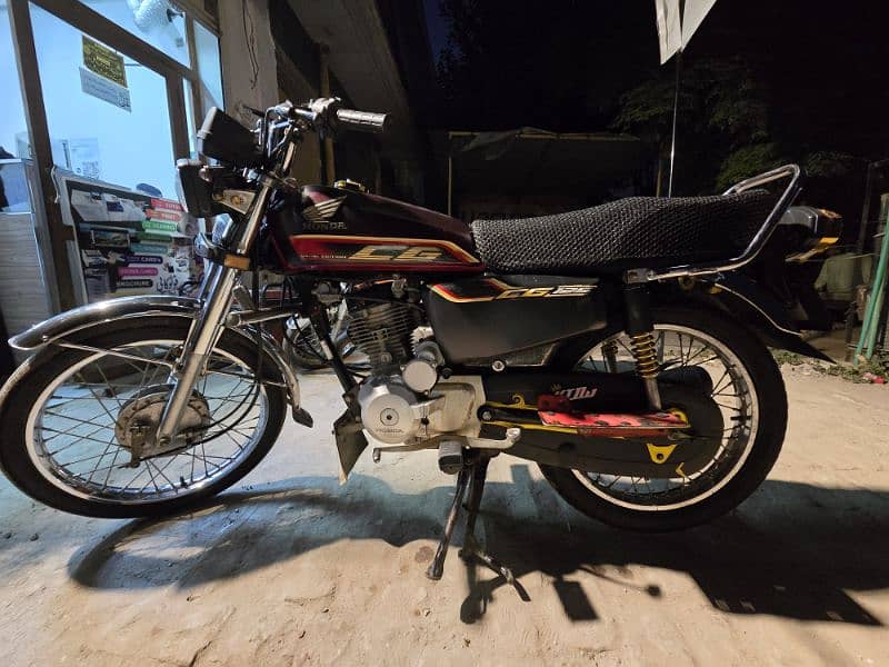 Honda CG 125 Special Edition 1