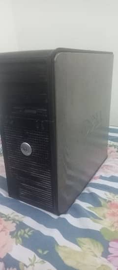 Dell quad core 6GB Ram/160GB Hard Disk