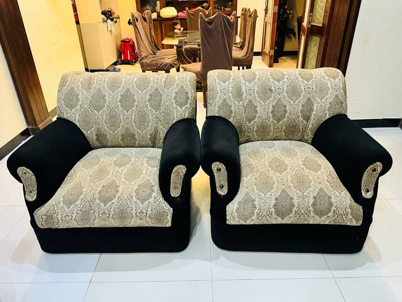 7 seater Sofa / 6 chaire Dining Table / coffee Chair 3