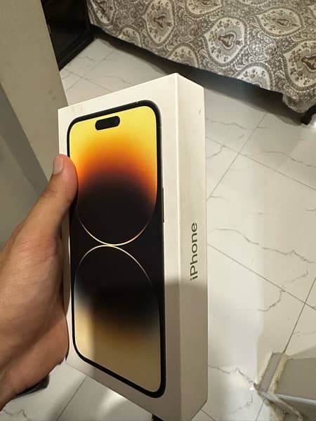 i phone 14 pro max 256 GB 8