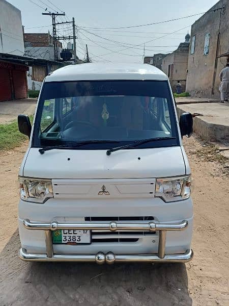 Mitsubishi Minicab Bravo 2017 03467597470 4