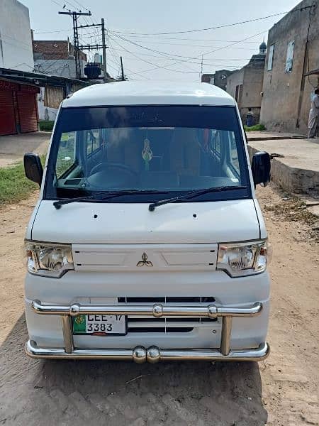 Mitsubishi Minicab Bravo 2017 03467597470 6