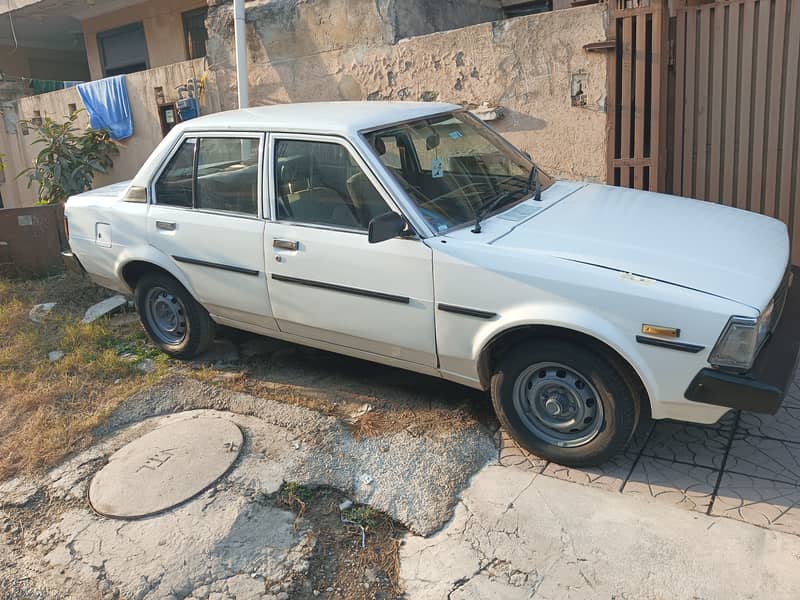 Toyota Corolla 2.0 D 1981 0