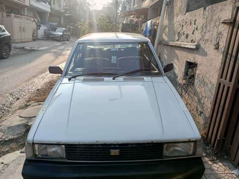 Toyota Corolla 2.0 D 1981 3