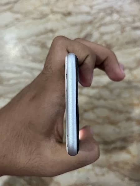 iPhone SE 2020 for sale 1