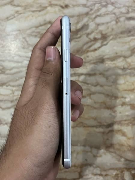 iPhone SE 2020 for sale 2