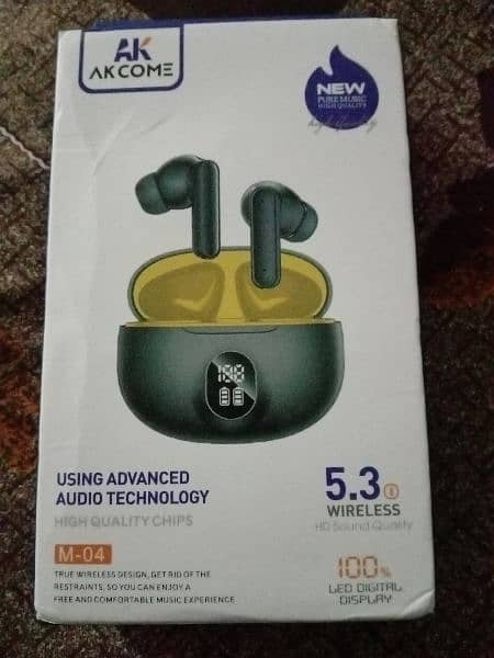 AKCOM wireless earbuds 0