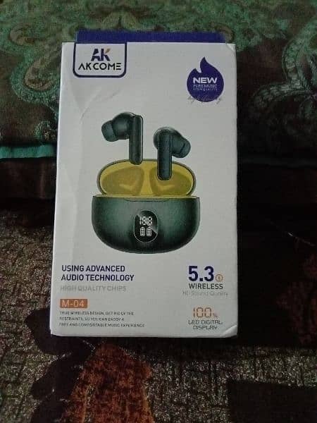 AKCOM wireless earbuds 2