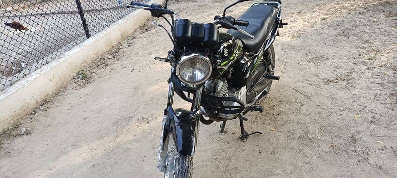 2023 model ha 2024 ka num lag ha 10by10 bike ha 03002246374 2