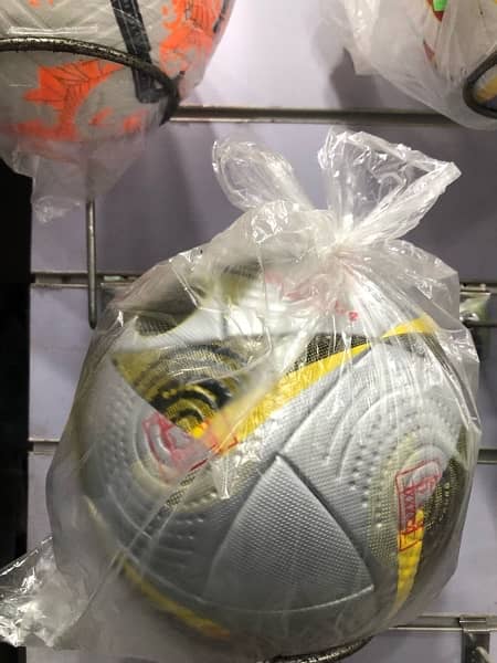 Footballs with Excellend quality and Great control 1