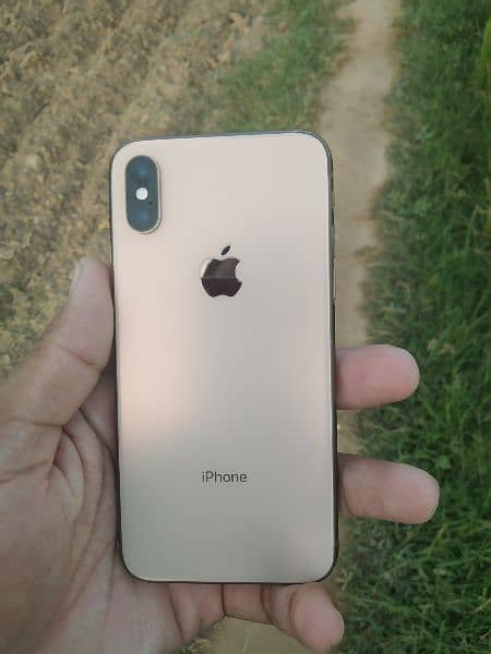 iphone xs 2