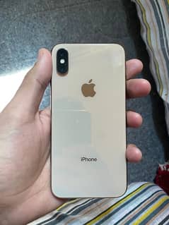 iPhone xs   64GB 0