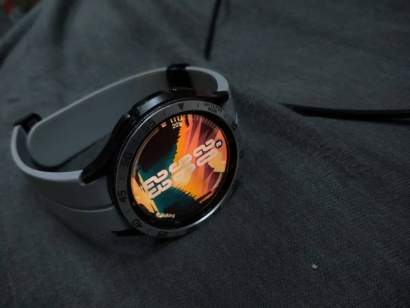 SAMSUNG GALAXY WATCH 4 CLASSIC 6