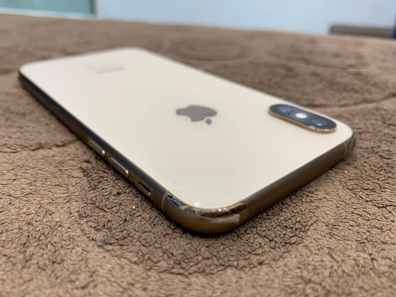 iphone XS 1